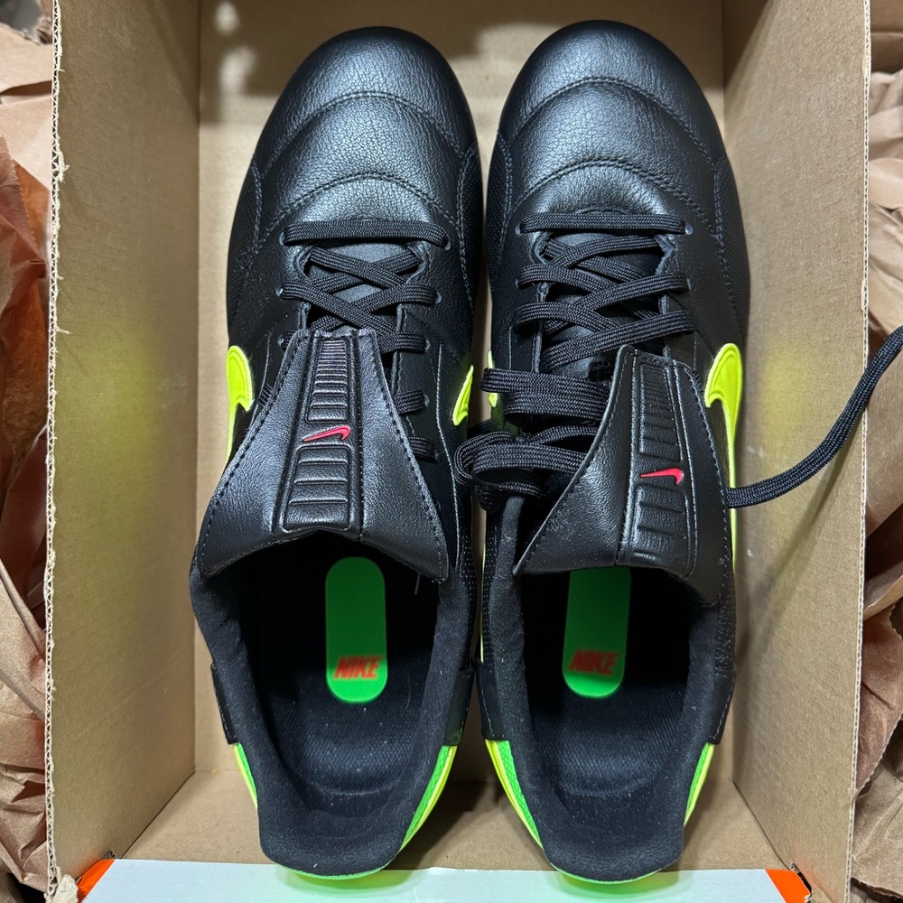 Nike Premier FG Soccer cleats